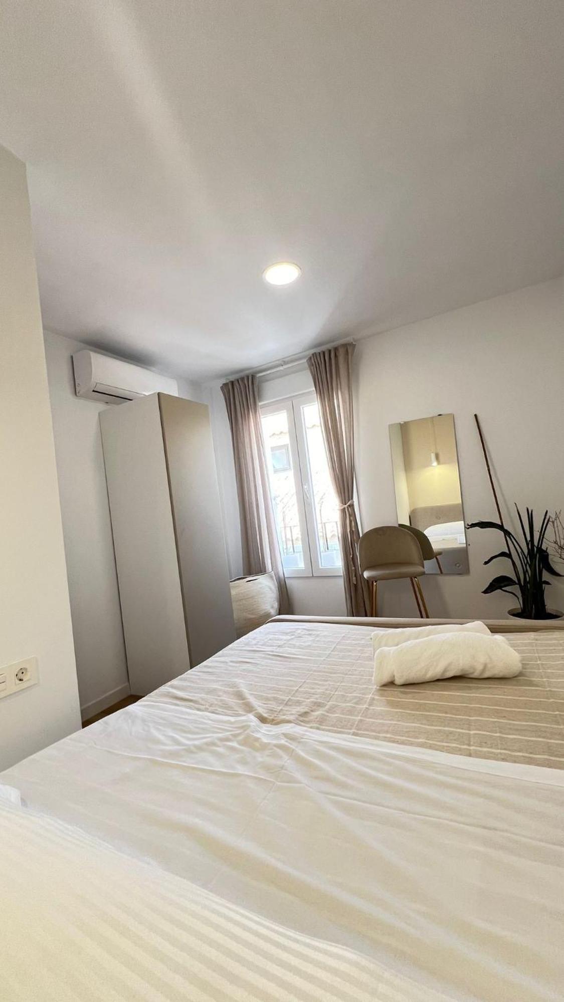 Hermosos Apartamentos En Pleno Centro グラナダ エクステリア 写真